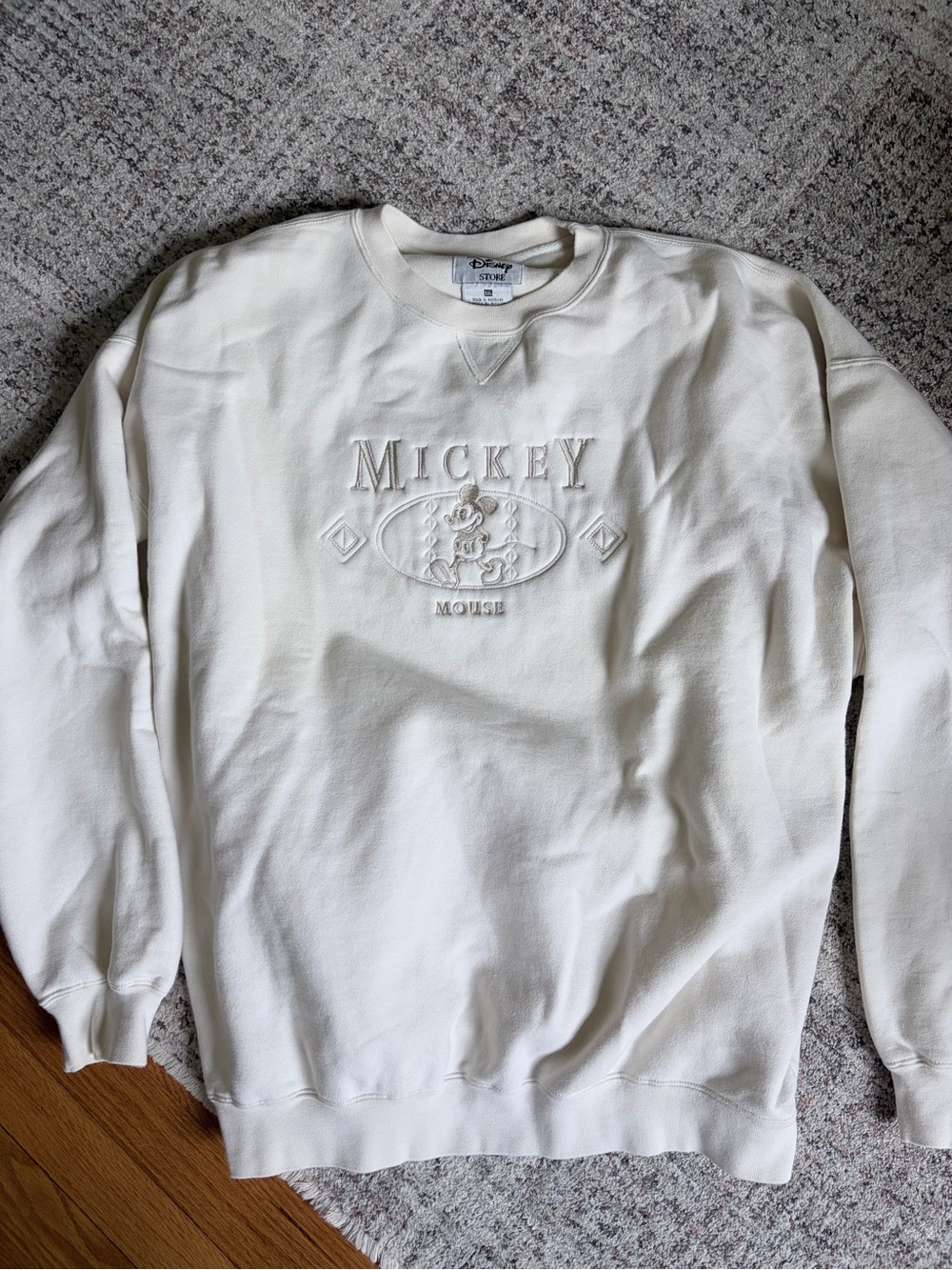 Vintage Disney Mickey Mouse Embroidered Crewneck Sweatshirt - White
